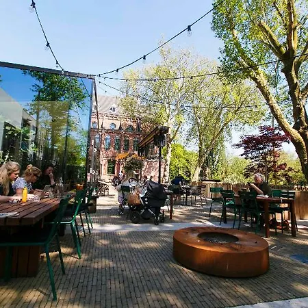 Arena Hotel