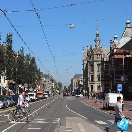 Annemarie Auberge de jeunesse Amsterdam