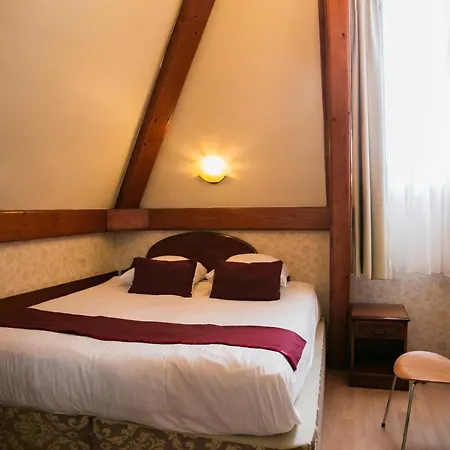 Atlanta Hotel 2*