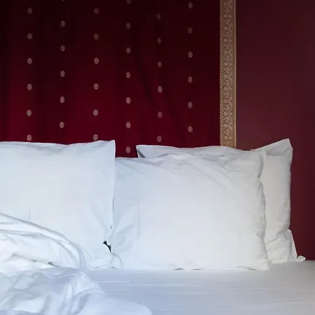 Hotel Misc Eatdrinksleep