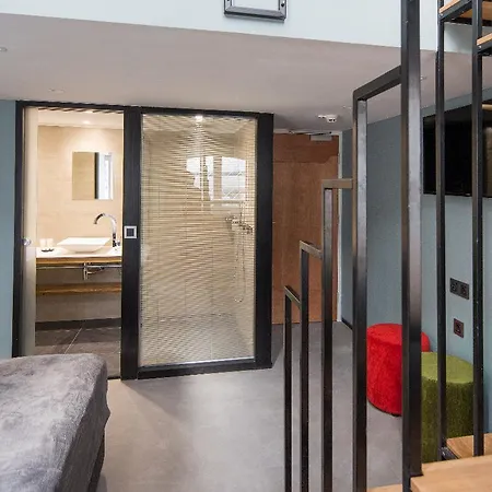 Quentin Zoo Otel