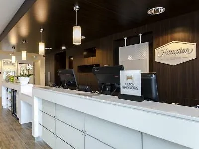 Hampton By Hilton Arena Boulevard Hotel 3*