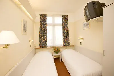 Hotel Budget Trianon