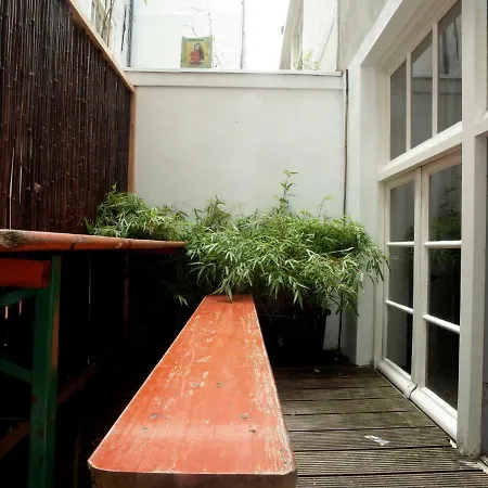 The One Roomed Bed and breakfast