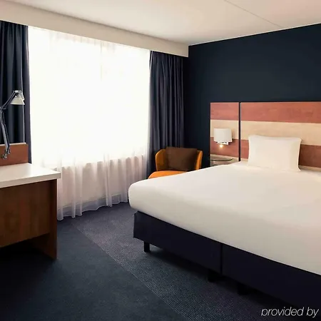 Mercure West Hotel