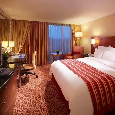 Marriott Hotel 5*