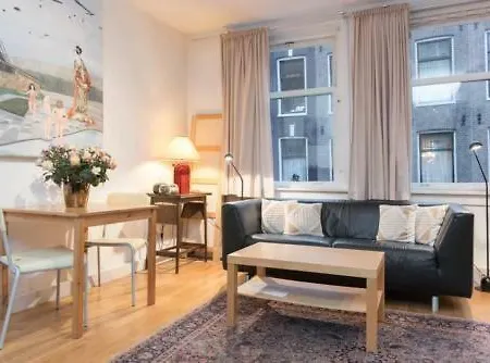 Bed & Breakfast Db's Amsterdam