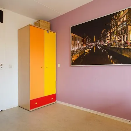 Privatunterkunft Johan's With Roofterrace And Cheap Parking - Since 2014 *