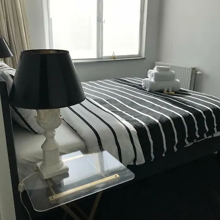 Afroditekade 68 * Ámsterdam