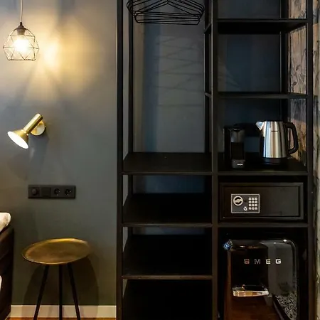 The Blossom House 4* أمستردام