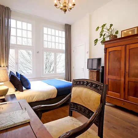New Monumental Garden View Bed and breakfast Ámsterdam