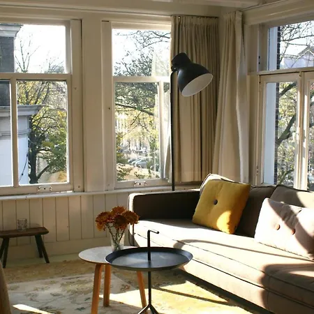 Miauw Suites, Canal View City Centre 2*