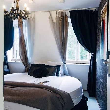 Clinkcoco Hostal