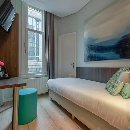 Damsquare Hotel