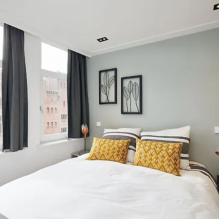 Damrak Short Appartement