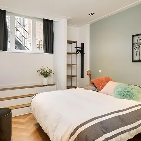 Appartement Damrak Short