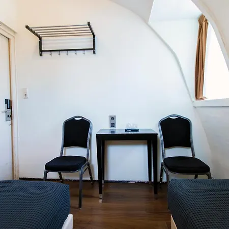 Otel Quentin Arrive