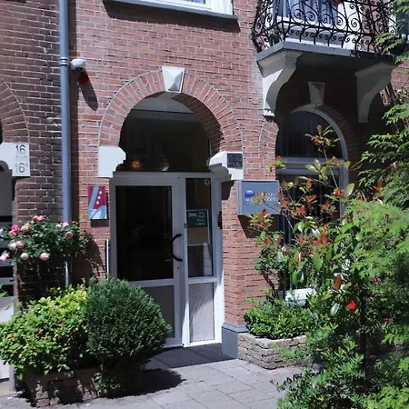 Jupiter Hotel 3*