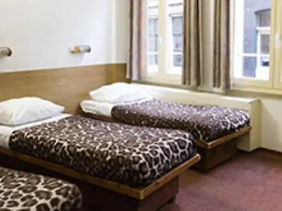 Otel Ben Centre *