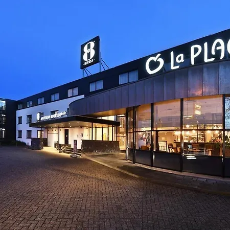 Gr8 Riverside Hotel 3*