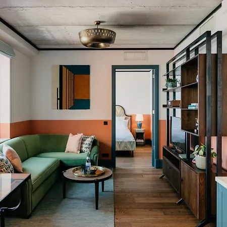 The July - Boat & Co Hotel Amsterdam