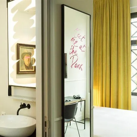 Conscious Westerpark Hotel