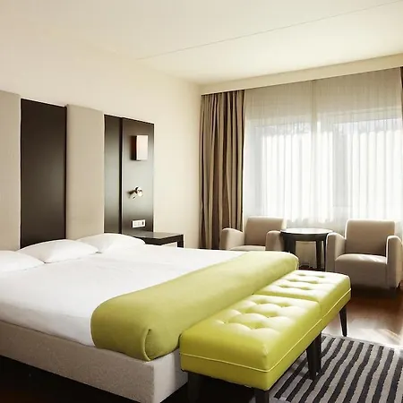 Hotel Nh Leidseplein 4*