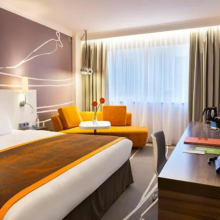 Holiday Inn Amsterdam Hotel 4*