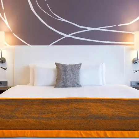 Hotel Holiday Inn Amsterdam 4*
