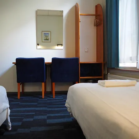 Euphemia Budget Old Canal Zone Albergue *