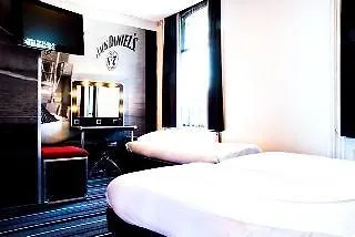 Backstage Hotel