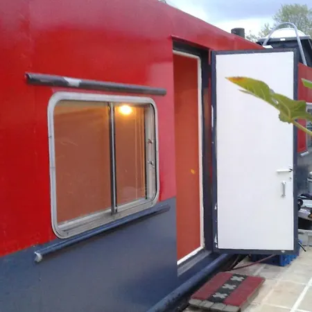 Houseboat Dokstroom Amsterdam