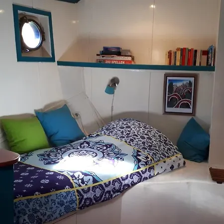 Bed & Breakfast Boat & Breakfast Alhena *