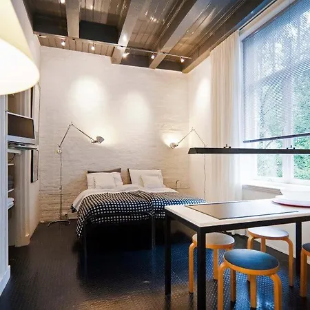 Marcel's Creative Exchange Bed & Breakfast 3*