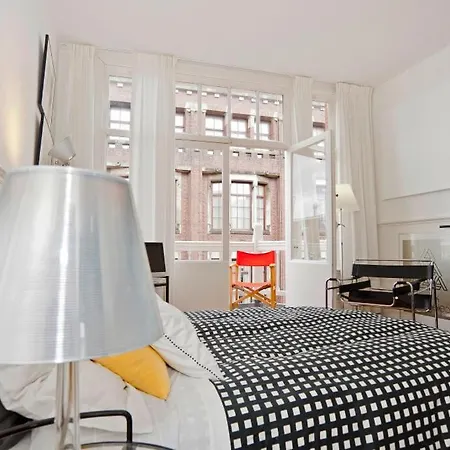 Marcel's Creative Exchange Bed & Breakfast 3*