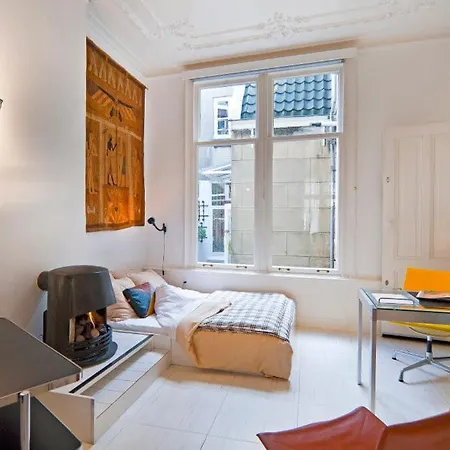 Marcel's Creative Exchange Bed & Breakfast 3*