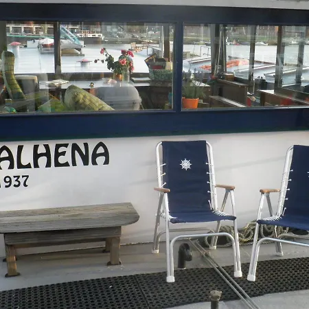 Boat & Breakfast Alhena Bed & Breakfast