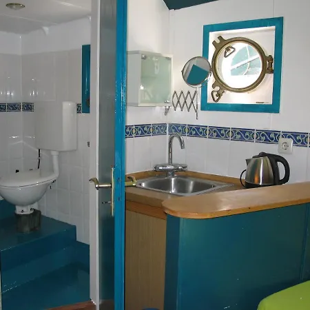 Bed & Breakfast Boat & Breakfast Alhena