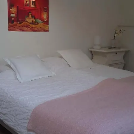 Comfortabele Studio Centrum Bed & Breakfast 2*