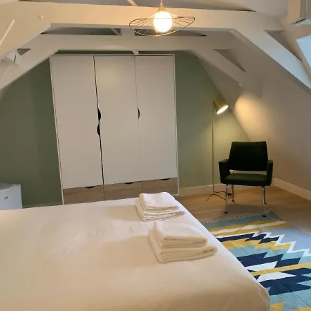 Kangaroom Guest house 2*