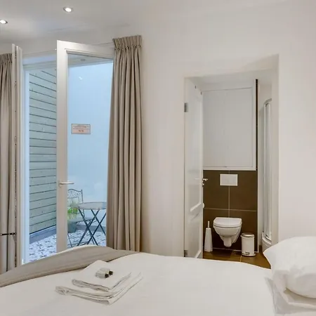 Luxurious In Jordaan Couple Getaway 3* Amsterdam
