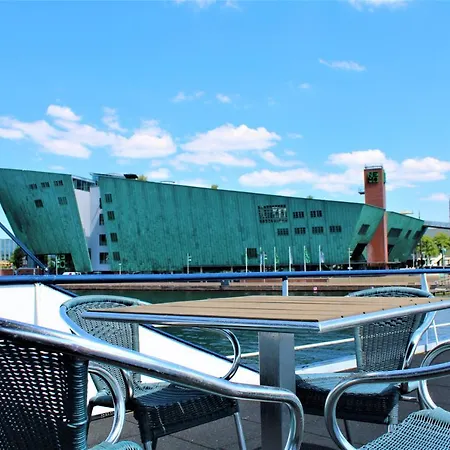 Botel Nova 2*