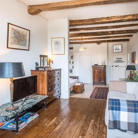 Classy 17th C Canalhouse Pensionat