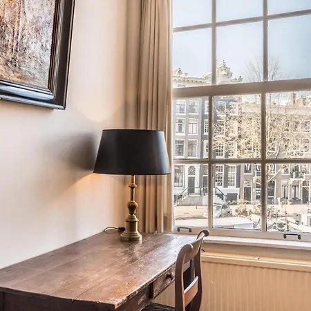 Classy 17th C Canalhouse Pensionat Amsterdam