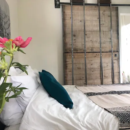 Fenelli Bed&Bike 2* Amsterdam