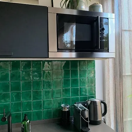 Homestay Chez Odette - Free Bikes & Private Car Parking *
