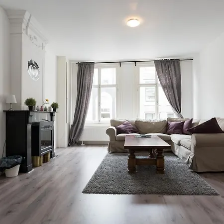 Beautiful House Next To Dam Square! Alloggio in famiglia Amsterdam