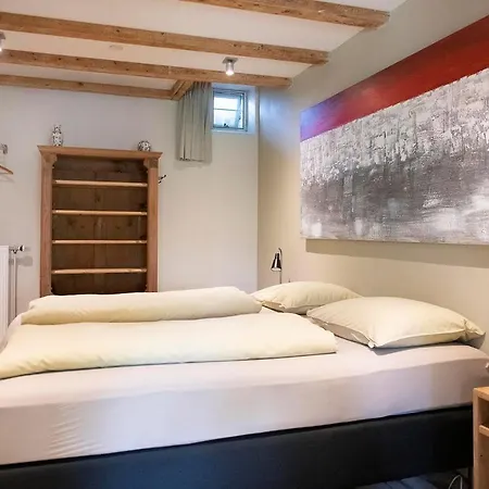 Гостевой дом Family House 2*