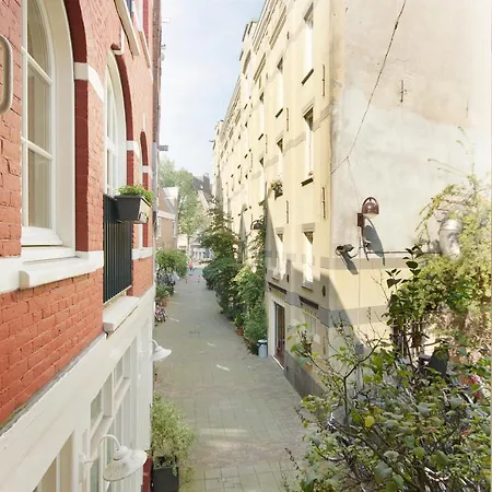 Apartment Alley