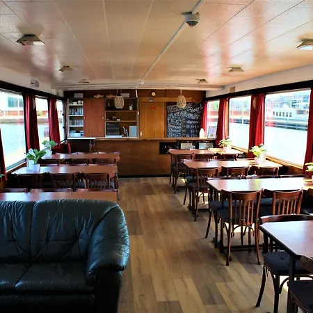 Nova Botel